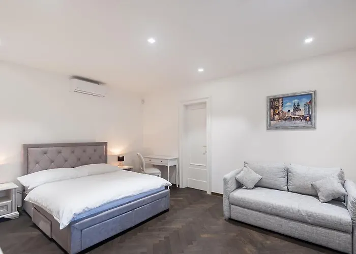 Palace Dlouha - Old Town Appartement