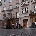 Palace Dlouha - Old Town Prag